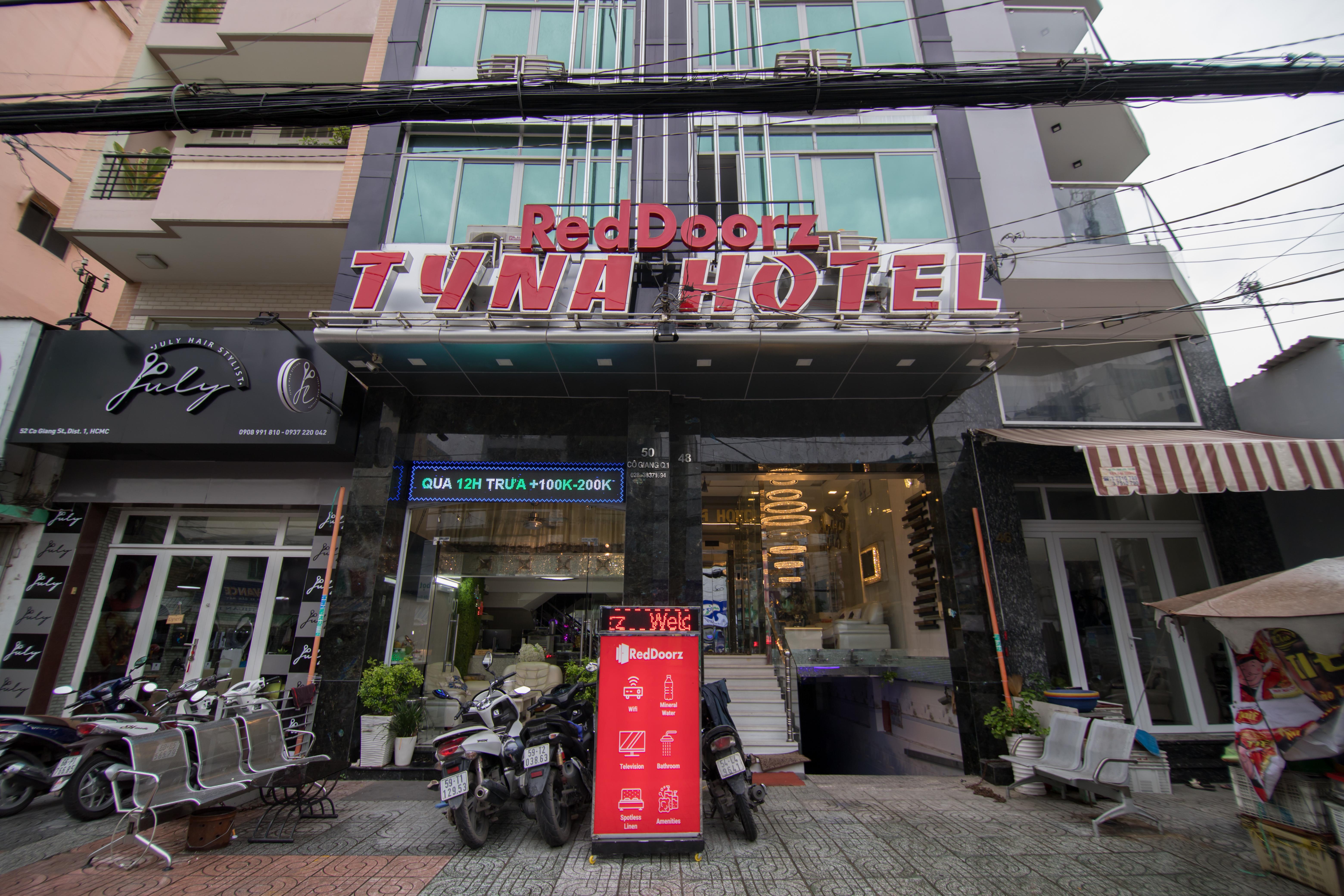 红门Plus酒店-近槟城市场 胡志明市 外观 照片